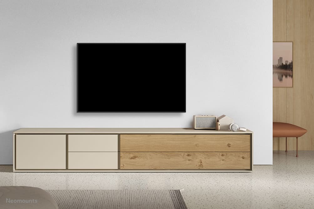 LEVEL-550 Tiltable TV Wall Mount — photo 17 of 20