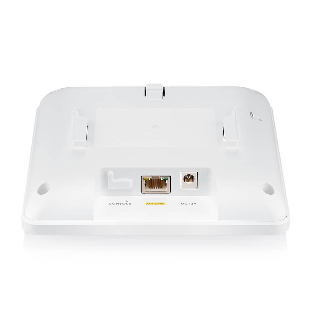 BE5100 Switch - PoE+ - Nebula Cloud Managed Including Power Adapter — photo 4 of 8