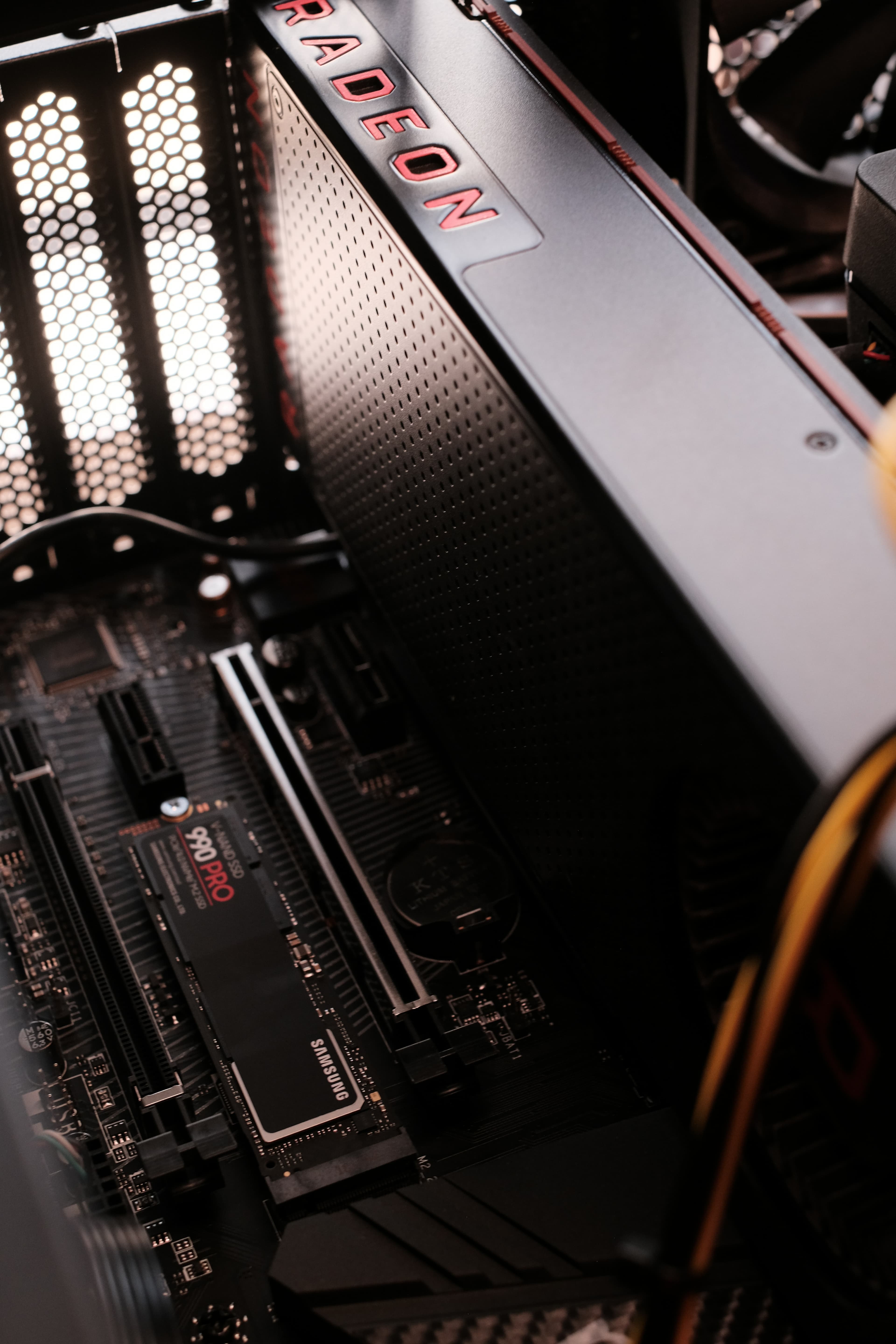 Samsung 990 PRO PCIe 4.0 NVMe M.2 SSD 1TB — photo 4 sur 9