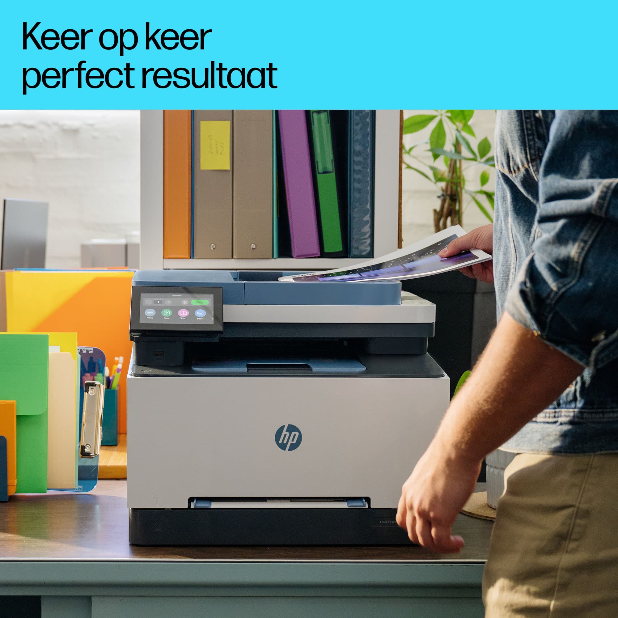 HP Color LaserJet Pro MFP 3302fdn — photo 12 sur 15
