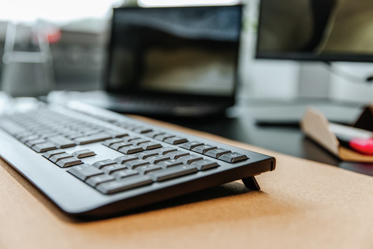 CHERRY KW 3000 Keyboard - Wireless - QWERTY - Black — photo 2 of 5