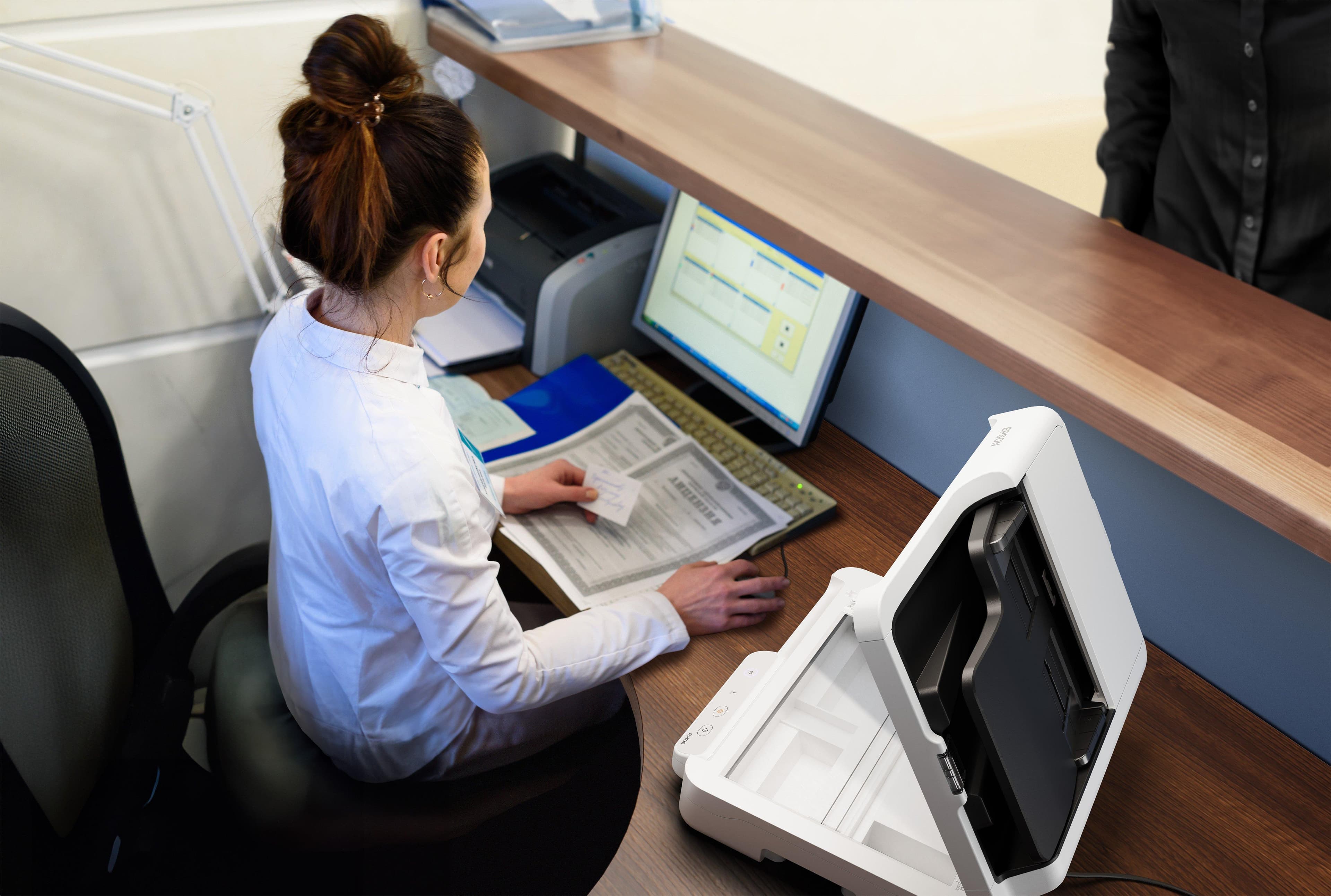 Epson WorkForce DS-1730 Flatbed & ADF Scanner — photo 12 of 12