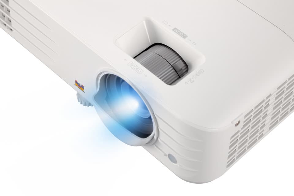 VIEWSONIC PX701-4K DLP Projector — photo 4 of 8