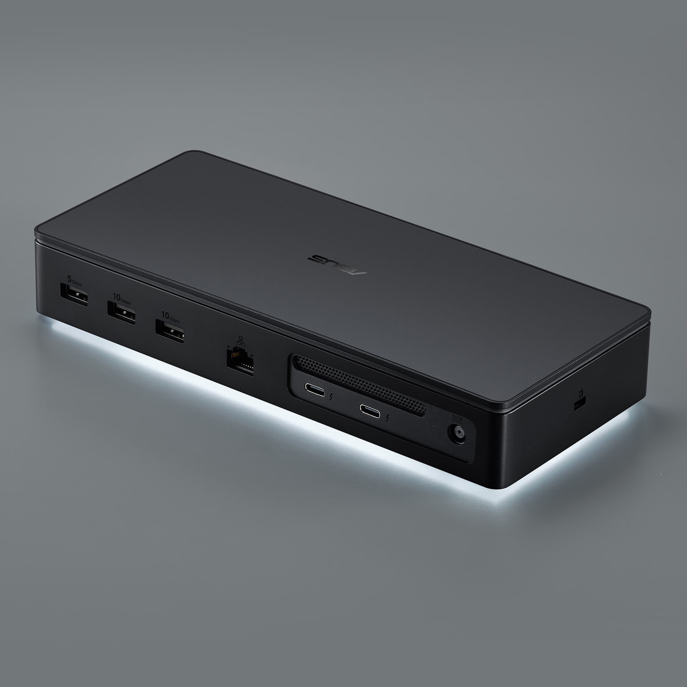 ASUS DC510 Master Thunderbolt 5 Dock — photo 7 sur 12