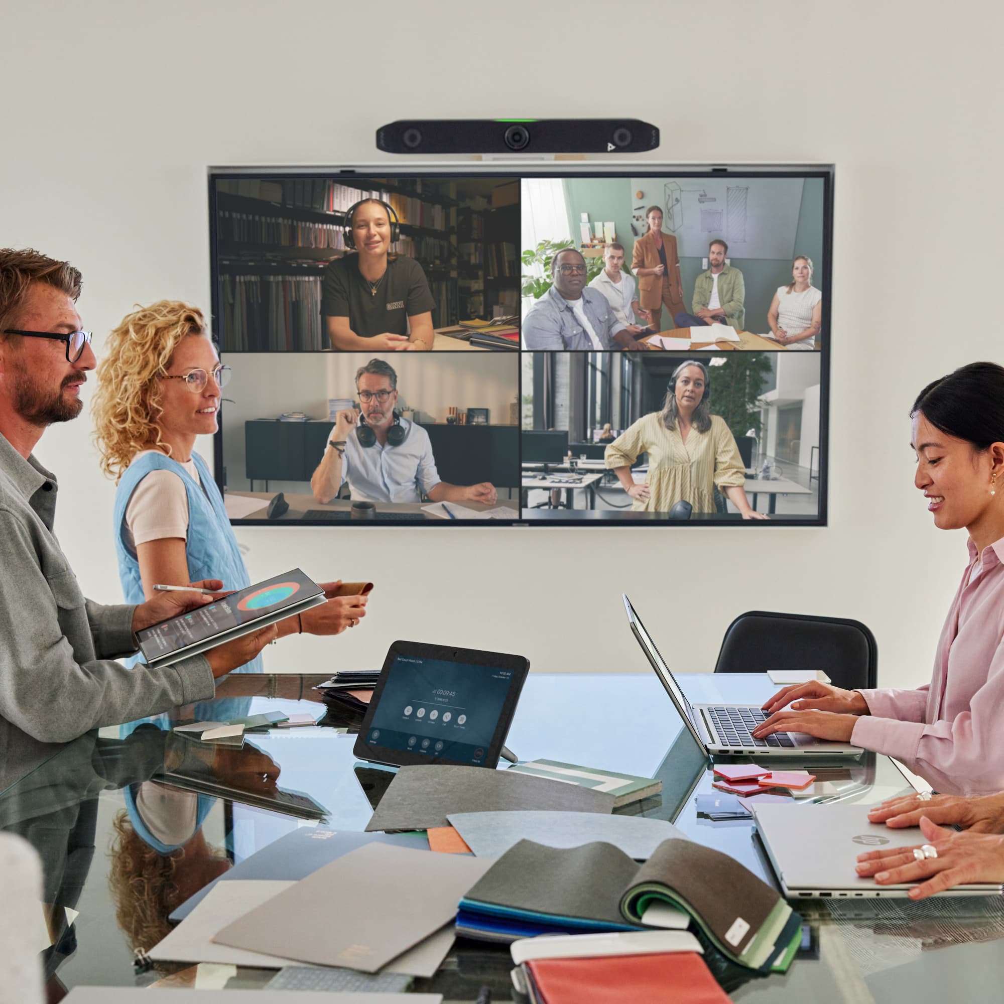 HP Poly Studio X52 All-In-One Video Bar — photo 6 of 11