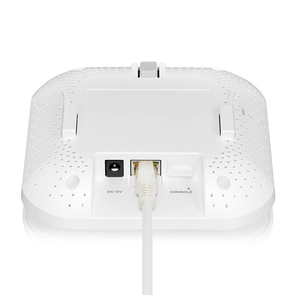AX3000 WiFi 6 - Multi-gig - PoE Access Point - 3x3 + 2x2 MU-MIMO — photo 5 of 7