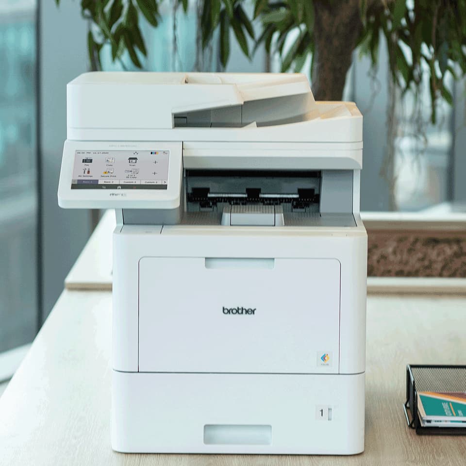 Imprimante multifonction Brother MFC-L9670CDN A4 couleur laser professionnelle — photo 2 sur 7