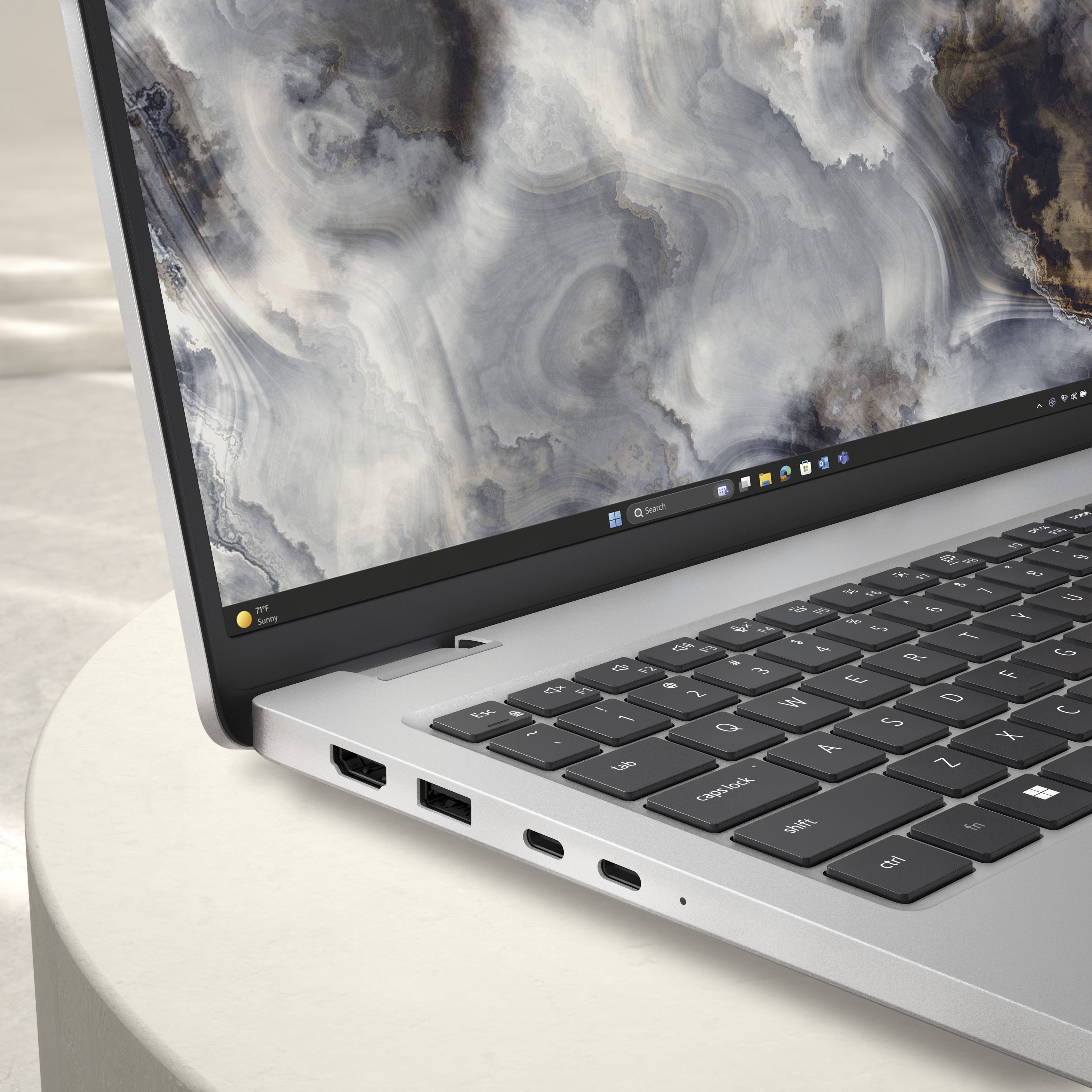 DELL Pro 16 Plus PB16250 — photo 11 of 11