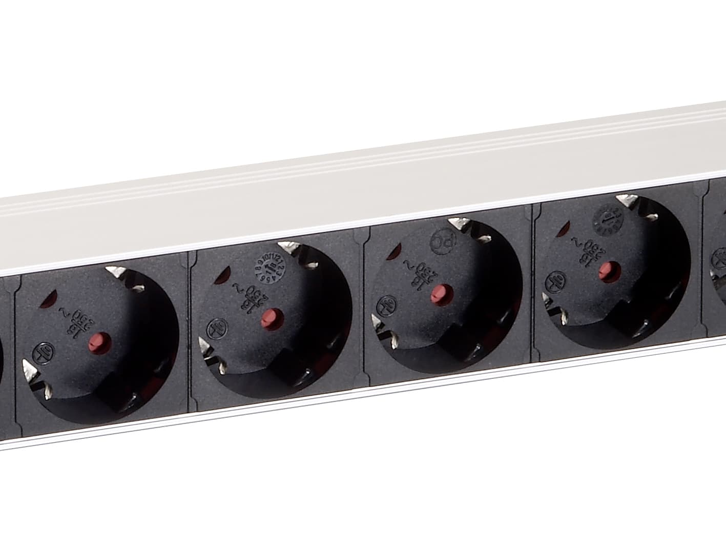 8-Outlet Power Distribution Unit — photo 3 of 5