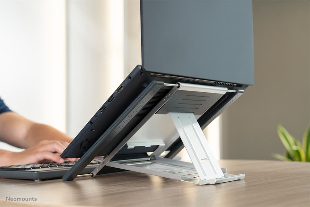 Support Ordinateur Portable - 10-22 pouces - Jusqu'à 5 kg - 6 Positions de Hauteur - Pliant - Compact - Universel - Argent — photo 11 sur 16