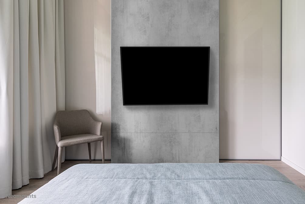 Support mural LEVEL-550 TV à mouvement complet - 40-65 pouces - Jusqu'à 40 kg - VESA 200x100-600x400 - Profondeur 5,3-49 cm - Installation facile - Noir — photo 14 sur 17