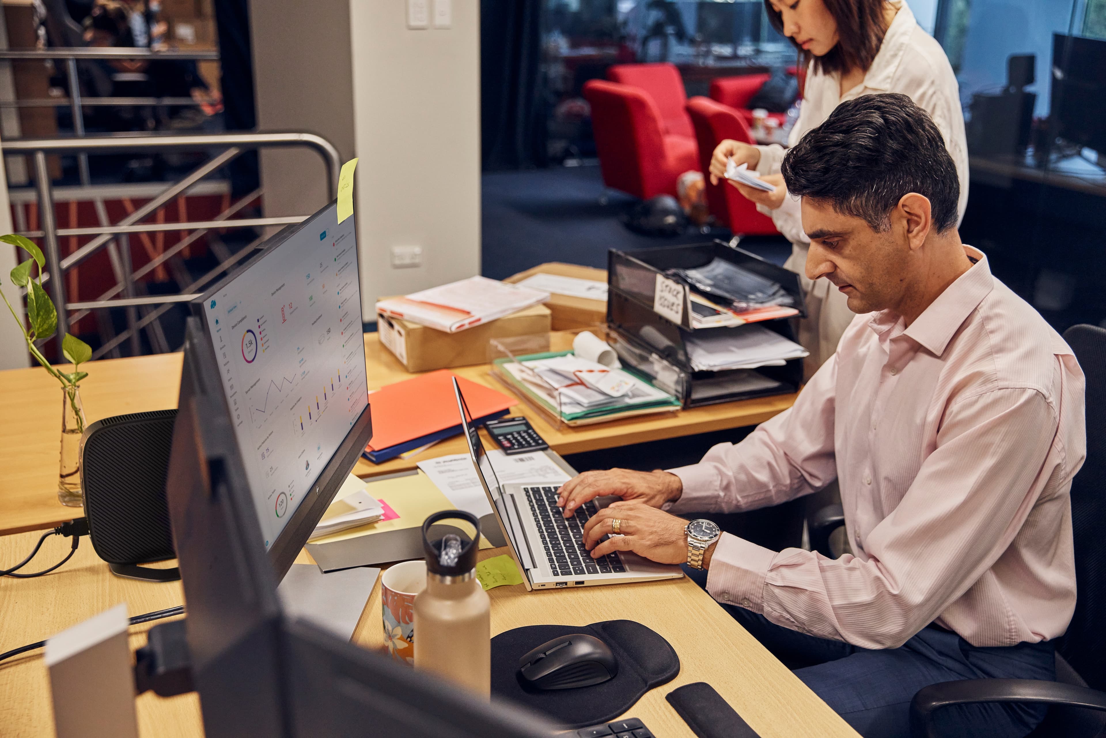 HP Elite t655 Thin Client - AMD Ryzen R2314 - 8 Go de RAM - 64 Go eMMC - Windows 10 IoT Enterprise — photo 7 sur 7