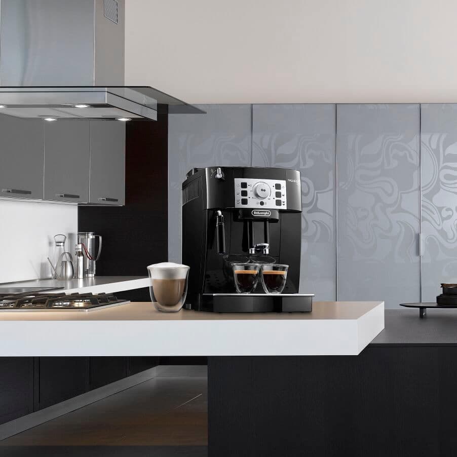 Machine à espresso Magnifica S ECAM22.112.B de De’Longhi - Noir — photo 5 sur 5